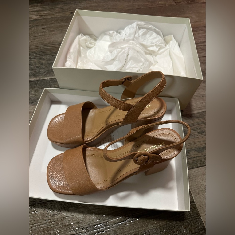 NWB Bruno Premi Women’s Brown Strappy Sandals size 39 100% goat leather heels